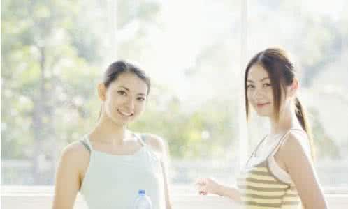 【提醒】揭秘喝水的十大恶习，千万别这么喝！