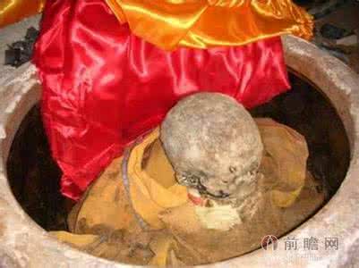 肉身舍利 肉身舍利 日本和尚苦修肉身舍利的三个阶段 最残酷的自杀