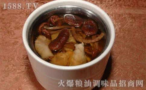 榴莲壳煲鸡汤 煲鸡汤,用它,肉好吃汤鲜美,颠覆常规做法,鸡肉特入味!