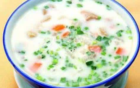 芹菜和鸭肉能一起吃吗 最适合老年人食用的芹菜鸭肉粥