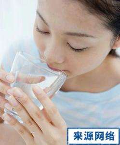 睡前排毒美容养颜瑜伽 睡前吃这些食物 简单又美容养颜