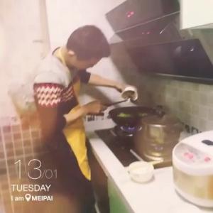 大厨炒猪肝最嫩的窍门 大厨炒菜视频 炒菜不懂些窍门怎么行？学会这些让你秒变大厨！