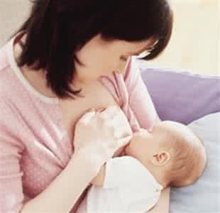 母乳喂养对妈妈的好处 图文：母乳喂养 |  “职场妈妈 ‘喂’爱坚持”