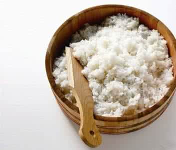 微波炉能蒸米饭吗 微波炉蒸米饭 微波炉能蒸米饭吗？如何用微波炉蒸米饭