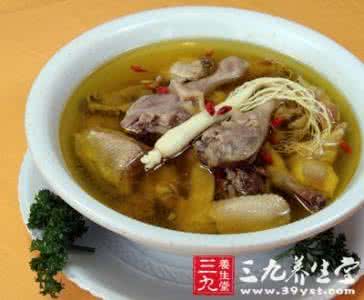 更年期综合症怎么调理 更年期调理药膳 九款鱼类药膳方调理更年期综合症