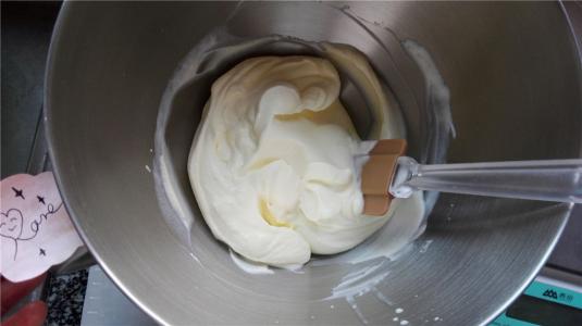 厨师机打发蛋白 三款不同蛋糕 验证厨师机打发功能