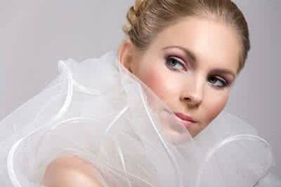 新娘护肤 新娘婚前一个月保养 婚前一个月新娘如何保养 新娘有效的护肤方法