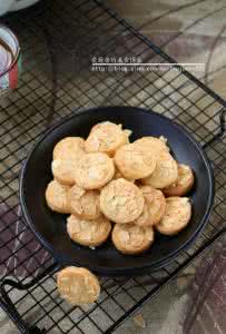 杏仁咖啡酥脆小饼干 简单易做，口口香酥——杏仁小饼干