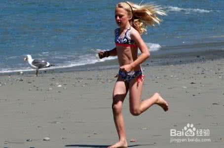 月经期间能跑步吗 月经来时可以跑步吗 月经期间可以跑步运动吗