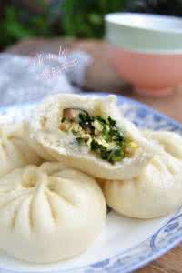 香菇酱肉包子的做法 香菇油菜酱肉包子(做法附图)*