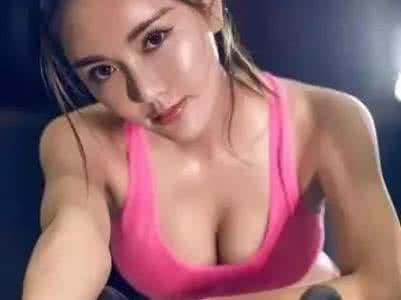 马甲线翘臀美女 马甲线怎么练 丰胸翘臀+马甲线 娱乐红星PK民间女神抢头条