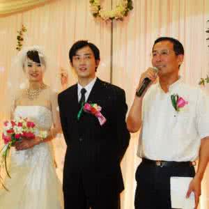 证婚词 简短 经典 长辈证婚词