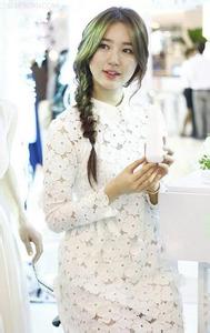 明星同款服装批发网 明星同款的时尚服装推荐