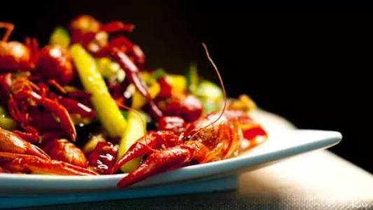 上海农家乐钓小龙虾 小龙虾农家乐 农家古法烹饪 原味小龙虾