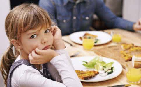孩子不爱吃饭怎么办 孩子不爱吃饭怎么办 孩子不好好吃饭 不爱吃饭怎么办