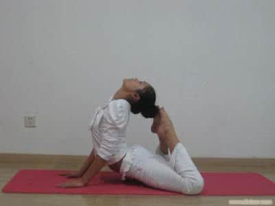 瑜伽教练工资一般多少 瑜伽教练工资 瑜伽教练工资多少