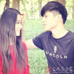 男人女人晚上做的事. 女人做这事让男人乖乖投降