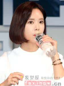 圆脸剪什么发型好看 女生发型 女生脸圆剪什么发型好看韩式短发清爽瘦脸_女生发型