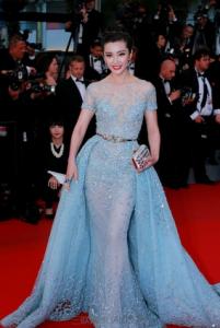 戛纳电影节李冰冰 李冰冰2015戛纳电影节冰雪女王红毯造型