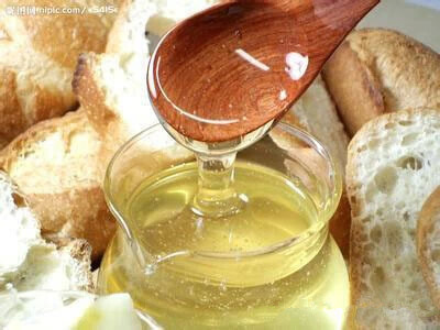 蜂蜜润肠通便 蜂蜜润肠通便 蜂蜜能润肠通便！可蜂蜜怎么喝才护肝又补肾？