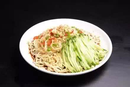 葱油拌面热量 ??天热就要吃拌面！！12种最美味的做法，只要3步