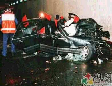 戴安娜王妃怎么死的 戴安娜王妃怎么死的?戴安娜之死疑点重重