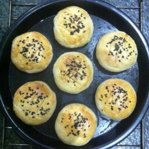 蛋黄酥属于苏式月饼吗 正宗苏式月饼:红豆酥月饼