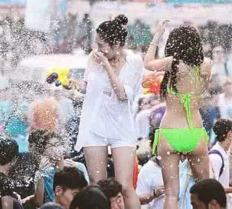 炎炎夏日如何避暑 炎炎夏日,想找个避暑好趣处?带上5000元就能在釜山海洋节嗨翻天