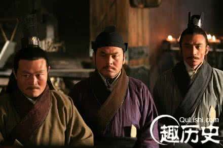 韩信始为布衣时启示 自古以来布衣将相们遗留的历史启示：做人要霸气