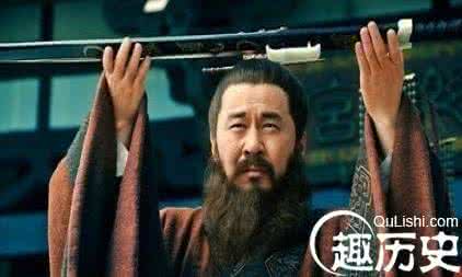 许褚为什么敢杀许攸 曹操为什么杀许攸 曹操为何要杀许攸？曹操还杀了哪些朋友故交
