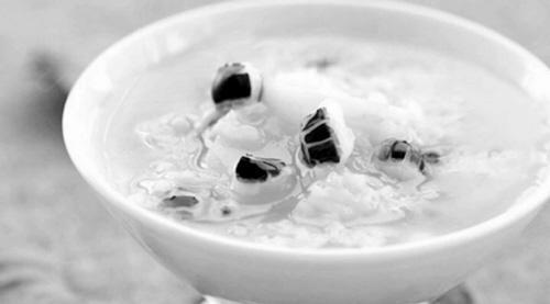 胡萝卜卷心菜 立冬吃什么对身体好 红薯萝卜卷心菜(立冬养生)