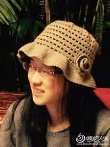 钩针帽子带帽檐的图解 钩针编织----女孩有檐帽