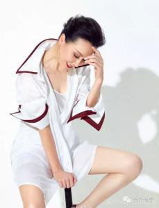 天下女人 刘嘉玲 天下女人 刘嘉玲 刘嘉玲的三句话，叫醒所有女人！必看