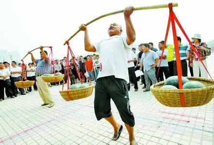 怎么挑西瓜 专家“支招”如何挑西瓜