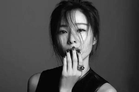 中国人文摄影师 一位神秘的中国女摄影师,超多人都用她的照片做过头像....