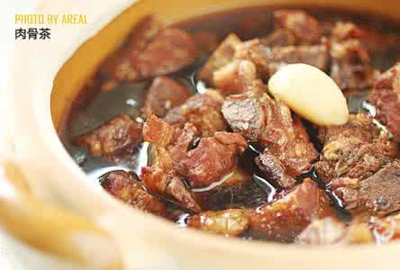 肉骨茶 左中棠鸡与肉骨茶——有趣的名字，美味的菜