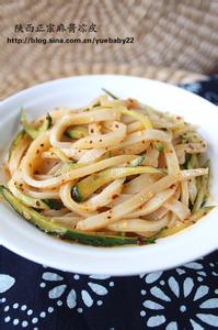 自制健康凉皮 自制健康凉皮，手把手教你做凉皮，每个细节都有讲到