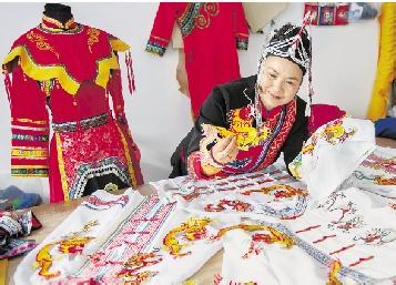 畲族彩带 畲族彩带 畲族服饰 畲族彩带是什么有什么特色