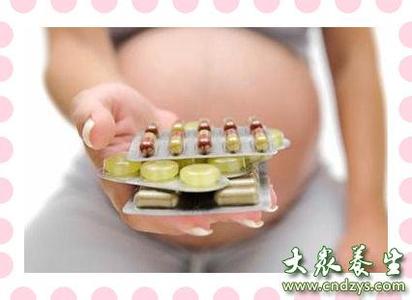 药物对胎儿的影响 药物对胎儿的影响 吃什么药对胎儿不好？哪些药物对胎儿有影响