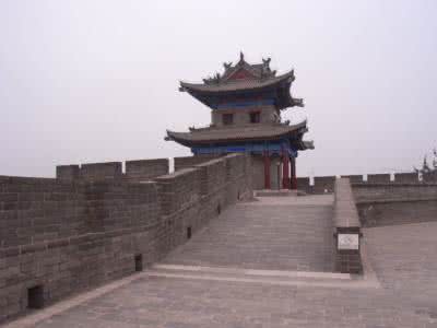 西安古城墙简介 西安古城墙 西安古城墙简介