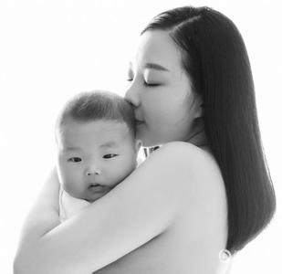 科学小发明图文 图文：妈妈们 科学喂奶看这里