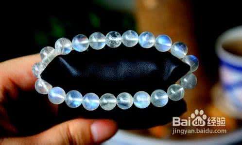 月光石手链 月光石手链如何挑选和保养