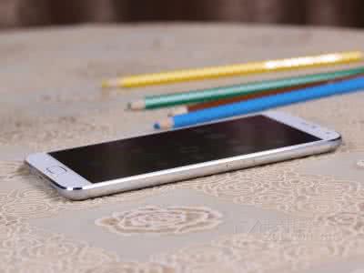 魅族mx5充电器 魅族mx5充电器拆解 1799元 魅族MX5上手体验视频+真机拆解图