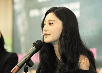 聪明人和傻子和奴才 不看是傻子,看了每个人就都聪明了。。。 -
