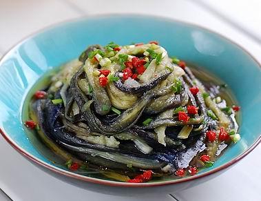 凉拌茄子的家常做法 凉拌茄子的家常做法 凉拌茄子的做法