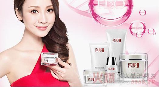 香港买化妆品的地方 绝对化妆品有限公司 绝对不要在这五个地方放你的化妆品!