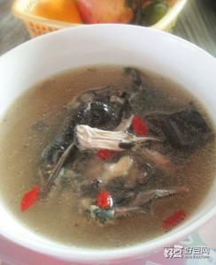 当归枸杞乌鸡汤 当归炖鸡 红参当归枸杞乌鸡汤的做法,红参当归枸杞乌鸡汤怎么做好吃,红参当归枸杞乌鸡汤的家常做法