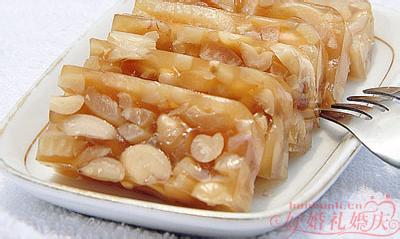 黄豆猪皮冻的做法 花生皮冻的做法