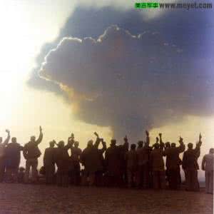 我的世界核弹蘑菇云 中国飞行员无防护冲进核弹蘑菇云：飞机像要散架