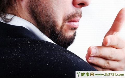 怎样去头皮屑小窍门 护发去头屑的小窍门
